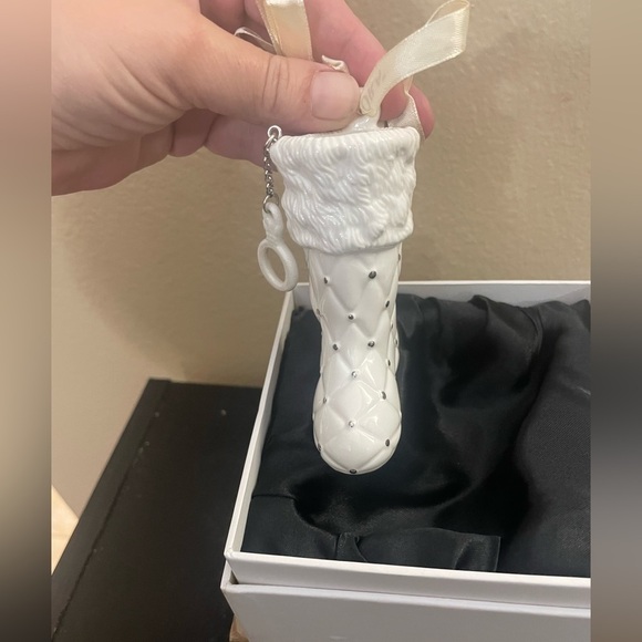 Pandora Christmas Porcelain 2012 Christmas Tree Ornament White Silver Stocking - Picture 4 of 7